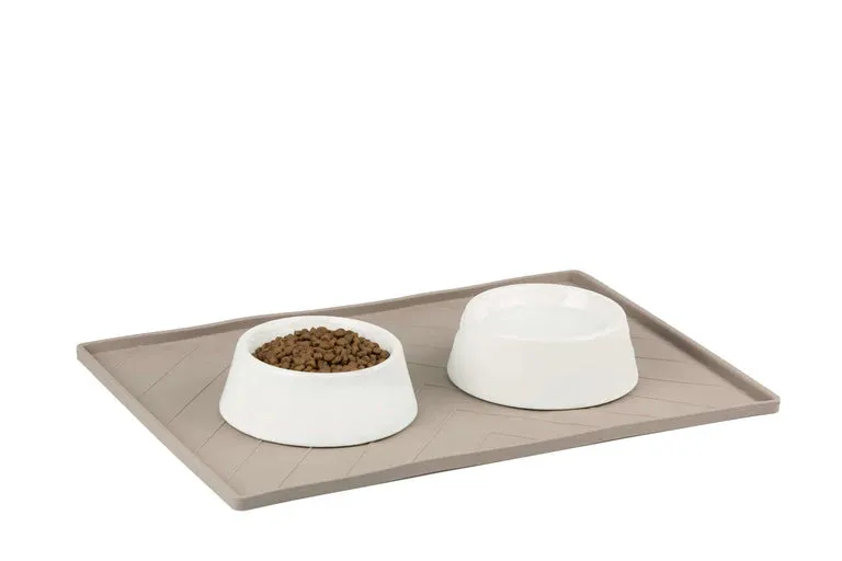 Messy Mutts Silicone Mat with Metal Rods