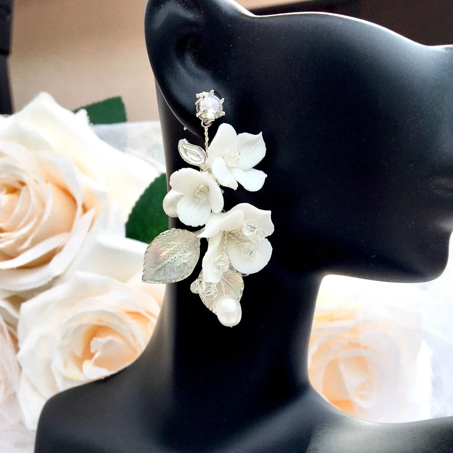 "McKenna" - Ceramic Flowers Bridal Hair Comb and Earrings Set - Available in Gold and Silver